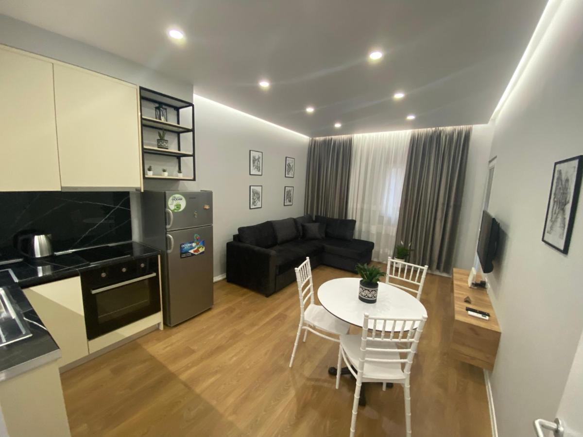 Franci'S Apartment No2 Тирана Экстерьер фото