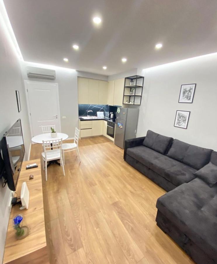Franci'S Apartment No2 Тирана Экстерьер фото